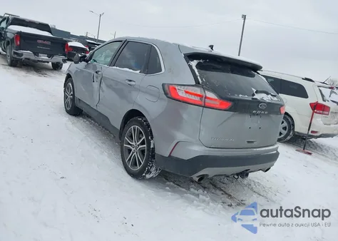 2021 Ford Edge Titanium z USA, uszkodzony, nr VIN 2FMPK4K93MBA58356